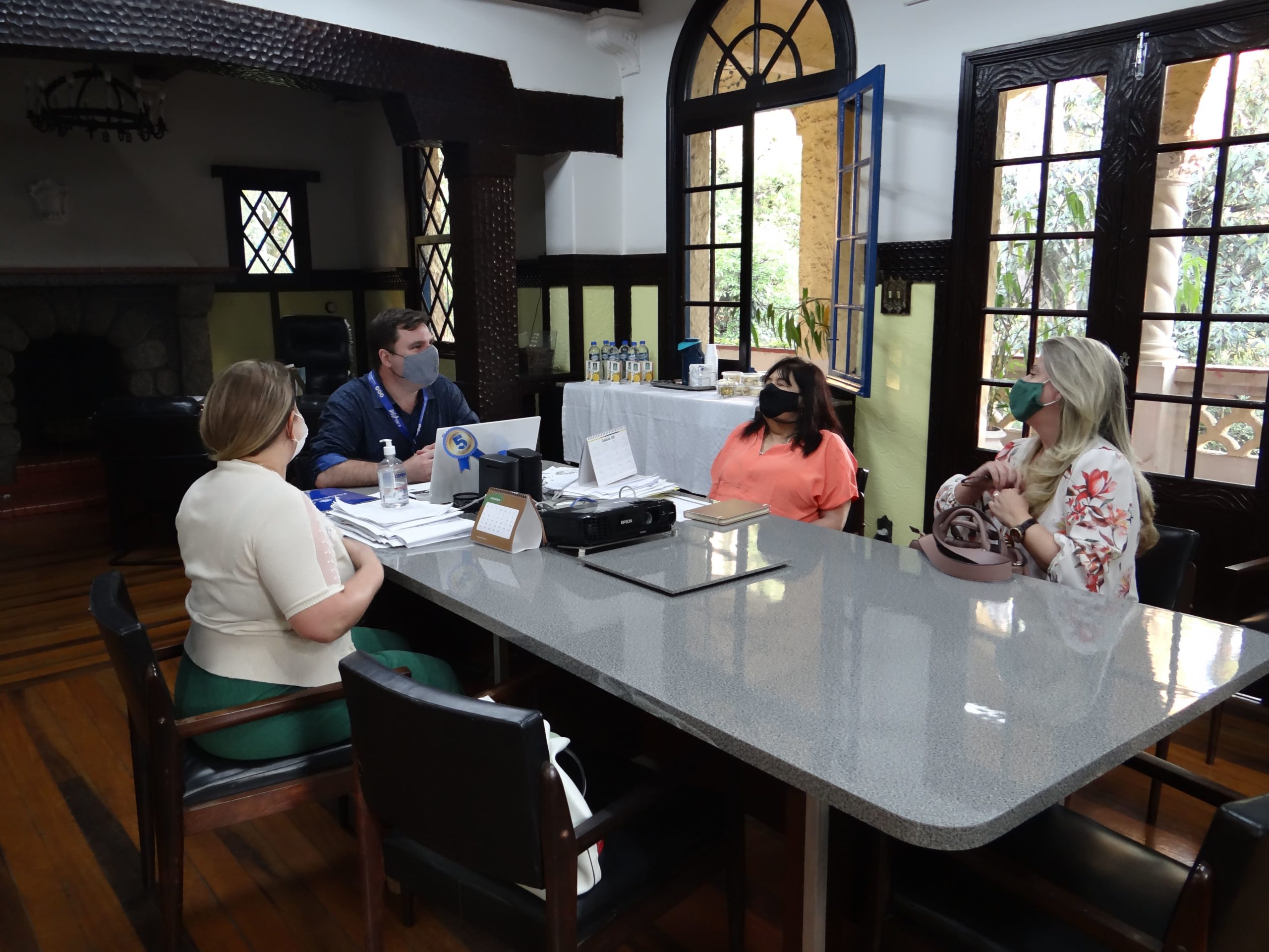 Você está visualizando atualmente Fundação Santo André celebra parceria com a Delegacia de Defesa da Mulher de Santo André