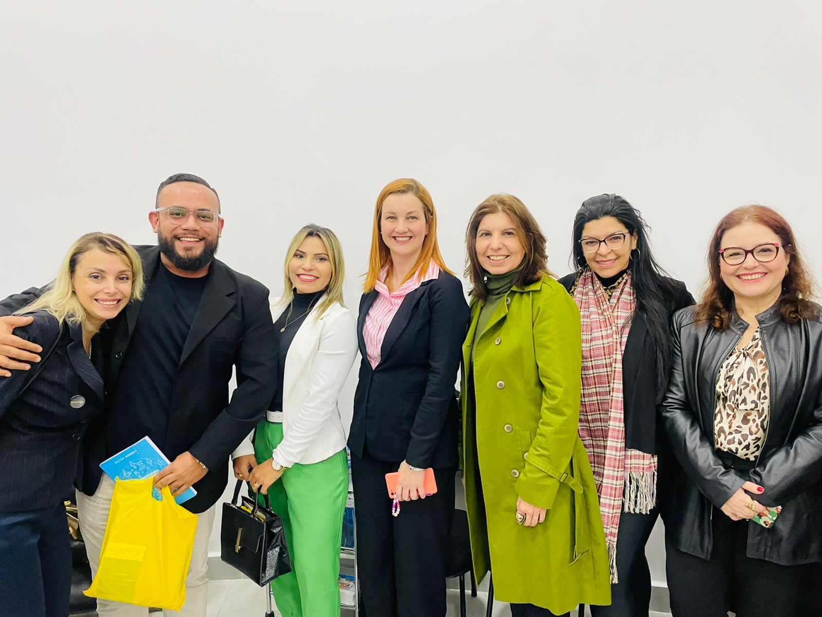 Você está visualizando atualmente Alunos do curso de direito da Fundação Santo André participaram do 1º Encontro Regional das Comissões da Mulher Advogada do ABCDMRR