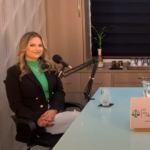Professora do Curso de Direito da FSA participa do PODCAST “Do Mérito com Elas”