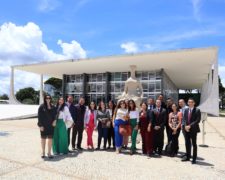 Aluna do curso de Direito da FSA conhece Câmara dos Deputados Federais de Brasília em Estágio-Visita