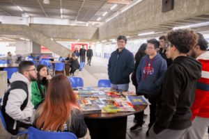 Troca de livros da Atlética da Fundação Santo André acontece durante 13ª Semana da Psicologia