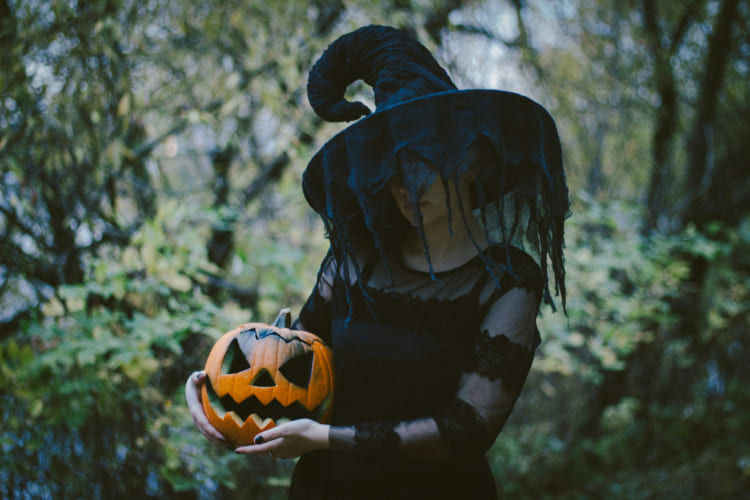 Por que o Halloween é conhecido como Dia das Bruxas?
