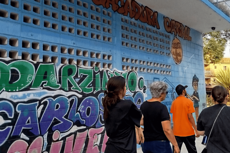 Alunas da Fundação Santo André realizam visita técnica ao Centro Comunitário Sacadura Cabral