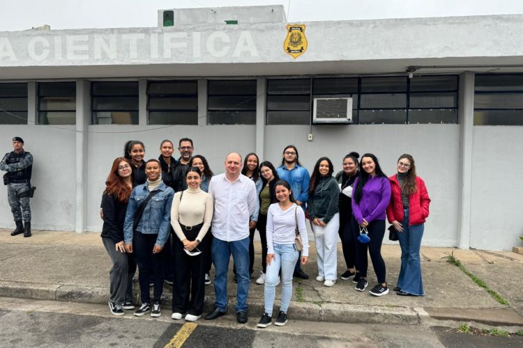 Estudantes do curso de Direito da Fundação Santo André participam da 3ª Visita Técnica Monitorada ao Instituto Médico Legal (IML) de Santo André