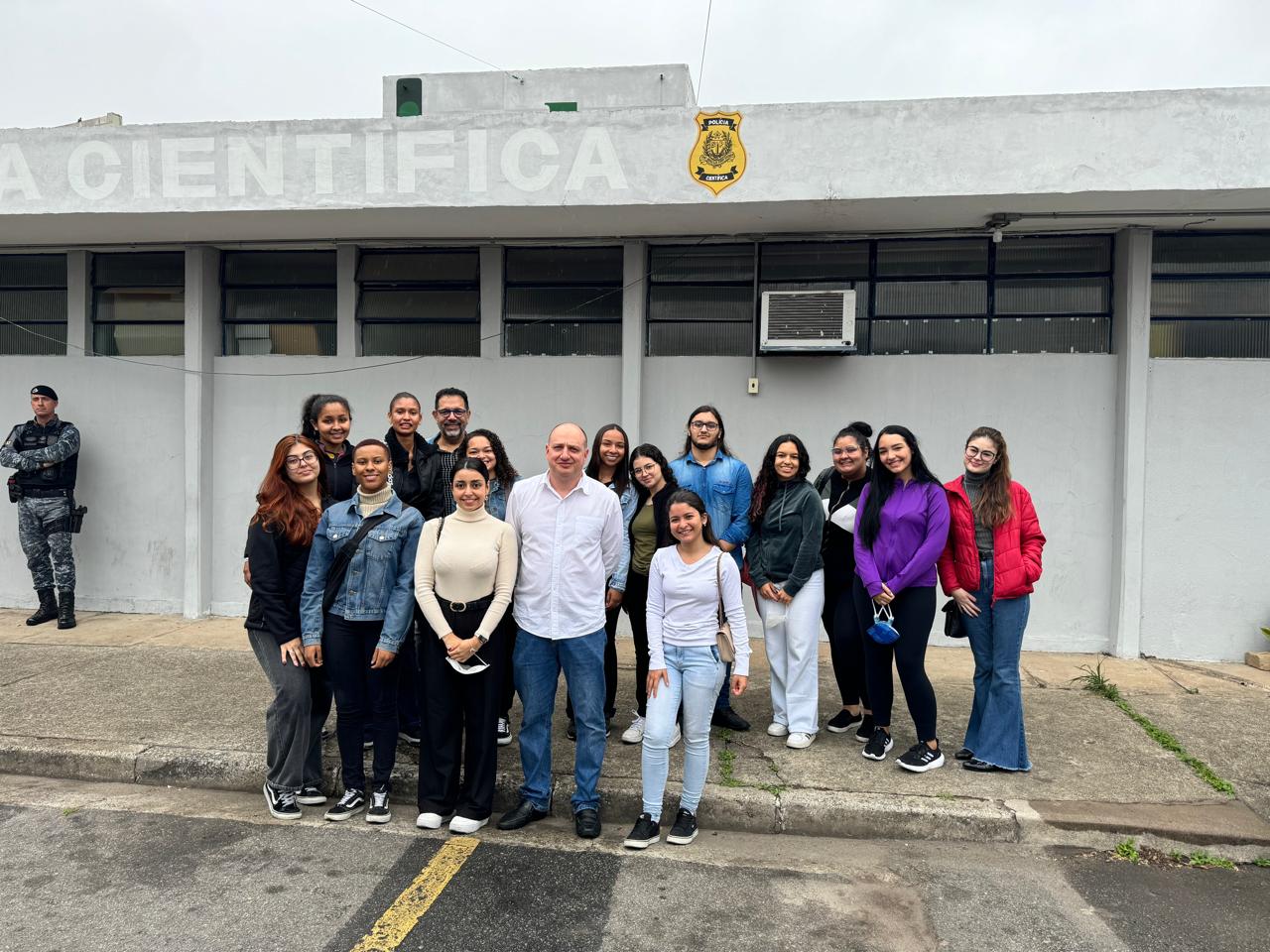 Você está visualizando atualmente Estudantes do curso de Direito da Fundação Santo André participam da 3ª Visita Técnica Monitorada ao Instituto Médico Legal (IML) de Santo André