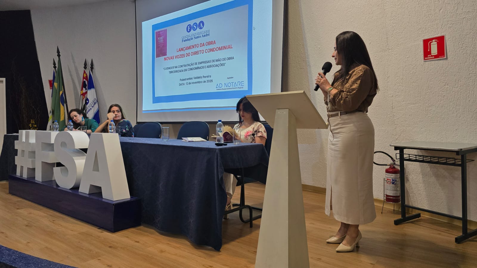 Leia mais sobre o artigo Lançamento da obra “Novas Vozes do Direito Condominial”