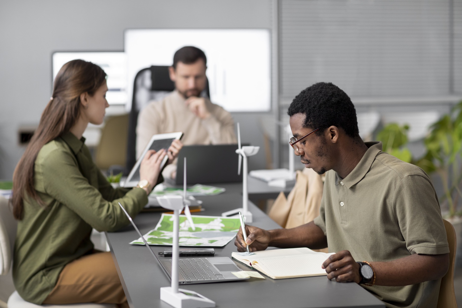 Você está visualizando atualmente Oportunidade trabalho e empreendedorismo em energia renovável