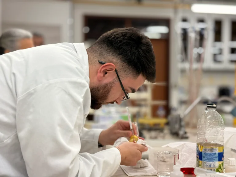 diferença entre Química e Engenharia Química