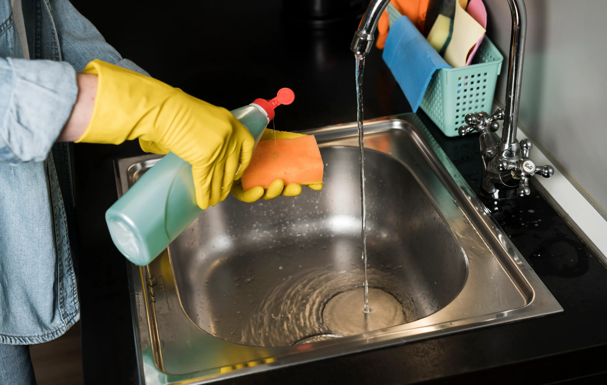 Leia mais sobre o artigo Detergentes contaminados: quais os riscos à saúde?