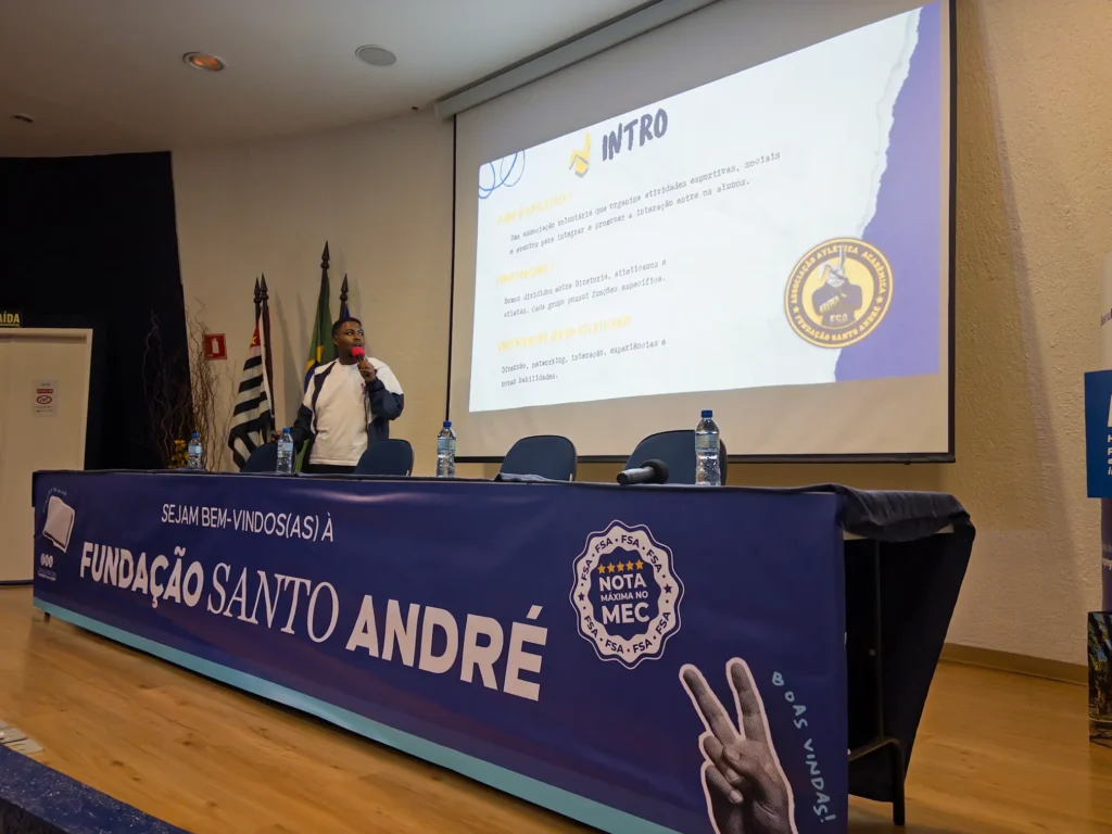 Leia mais sobre o artigo Vestibular de inverno: Enem, redação ou prova online?
