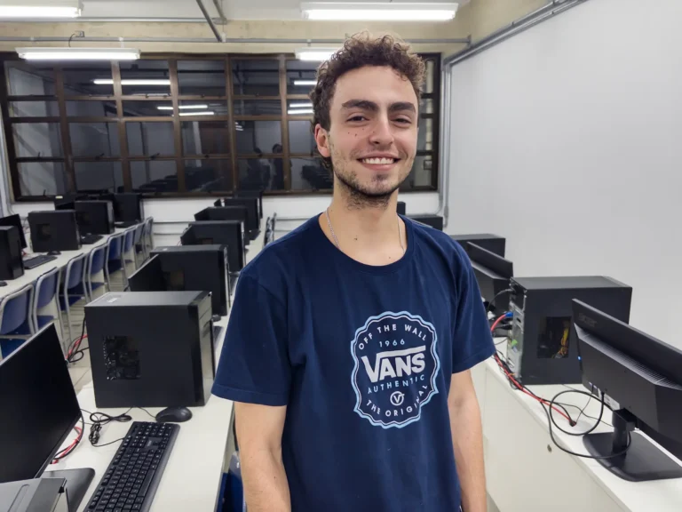cursos de TI e Engenharia de Software