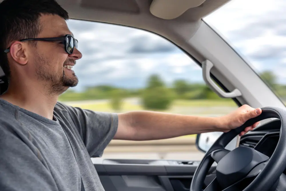Leia mais sobre o artigo Por que o velocímetro do carro marca até 200 km/h ou mais?