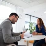 Como a faculdade desenvolve habilidades para o mercado